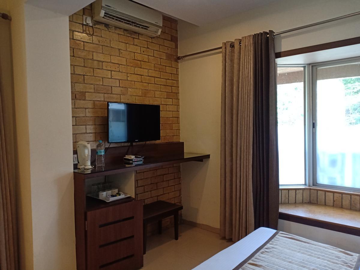 Hotel Chandralok 罗纳瓦拉 外观 照片