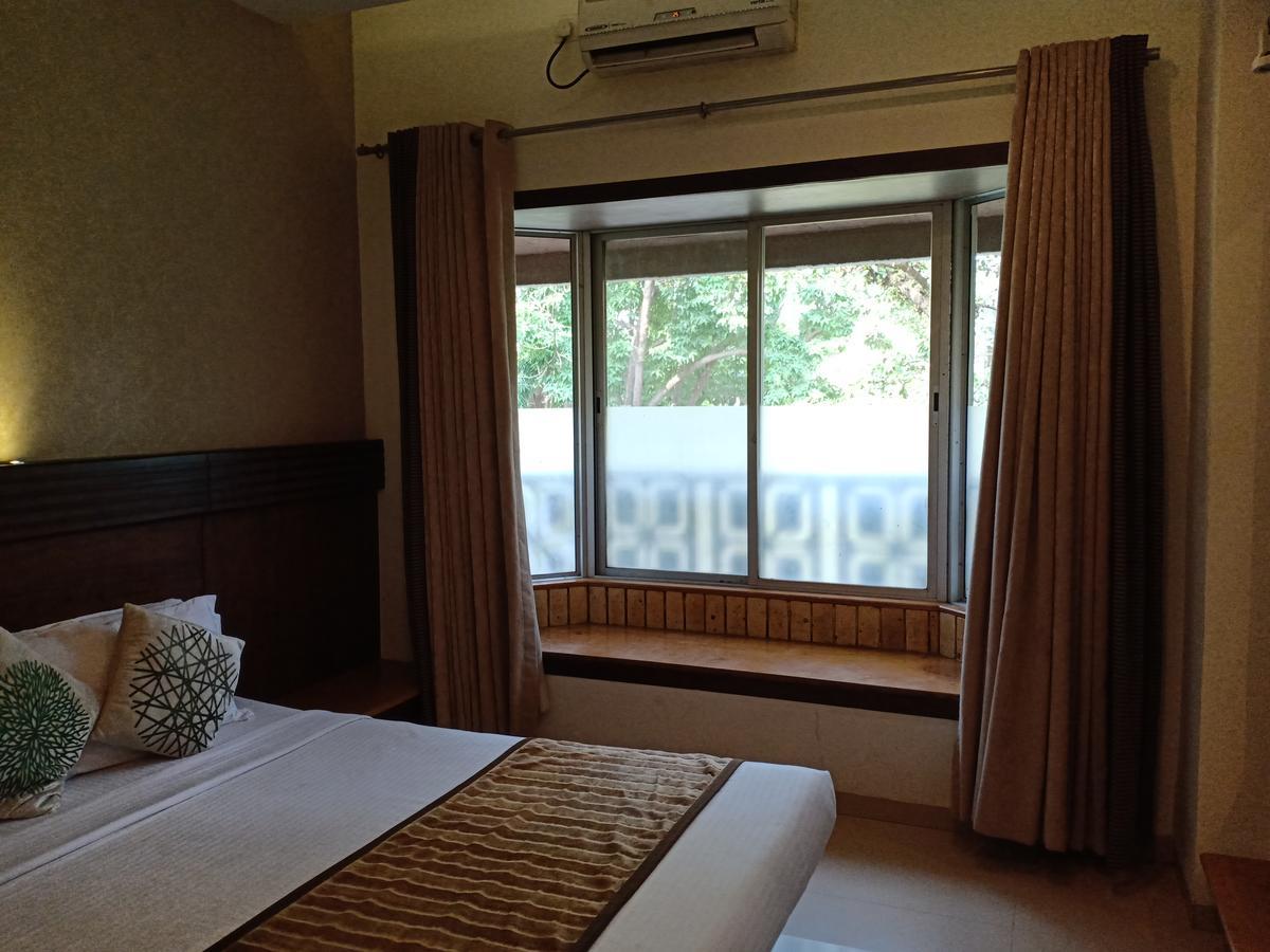 Hotel Chandralok 罗纳瓦拉 外观 照片
