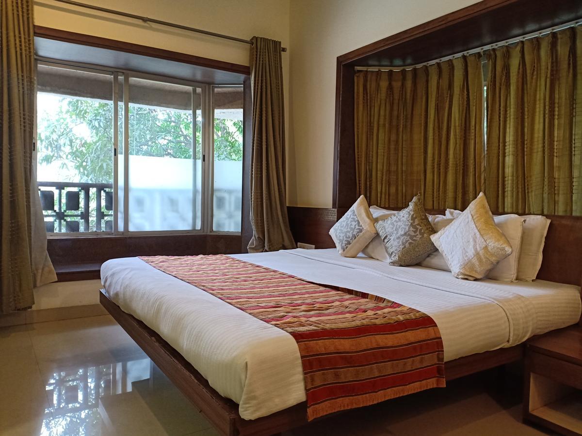 Hotel Chandralok 罗纳瓦拉 外观 照片