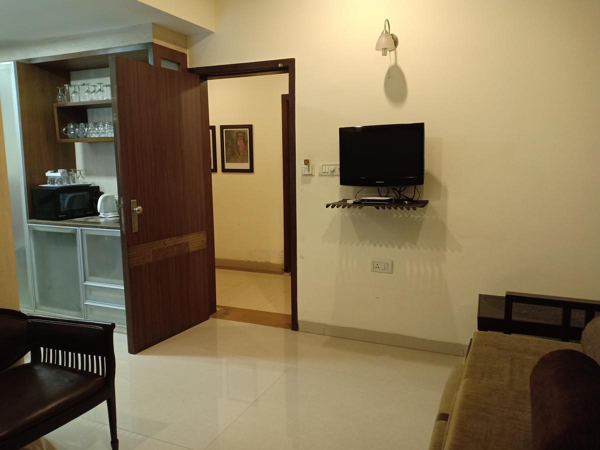 Hotel Chandralok 罗纳瓦拉 外观 照片