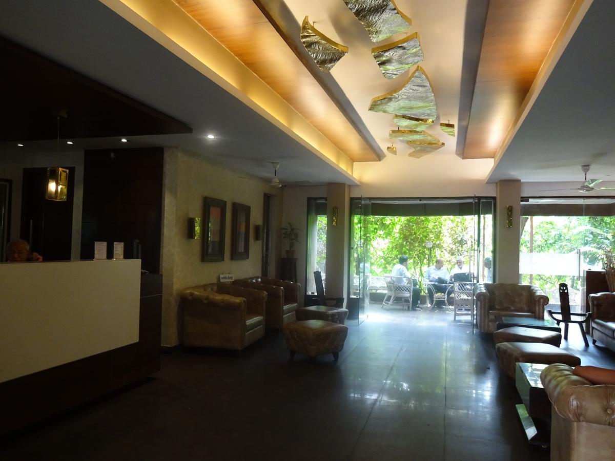 Hotel Chandralok 罗纳瓦拉 外观 照片